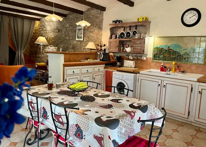 Grange Madeleine Beaulieu (Ardeche)